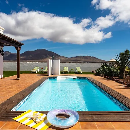 Villa Montanablanca Private Heated Pool & Stunning Views Playa Blanca  Exterior photo