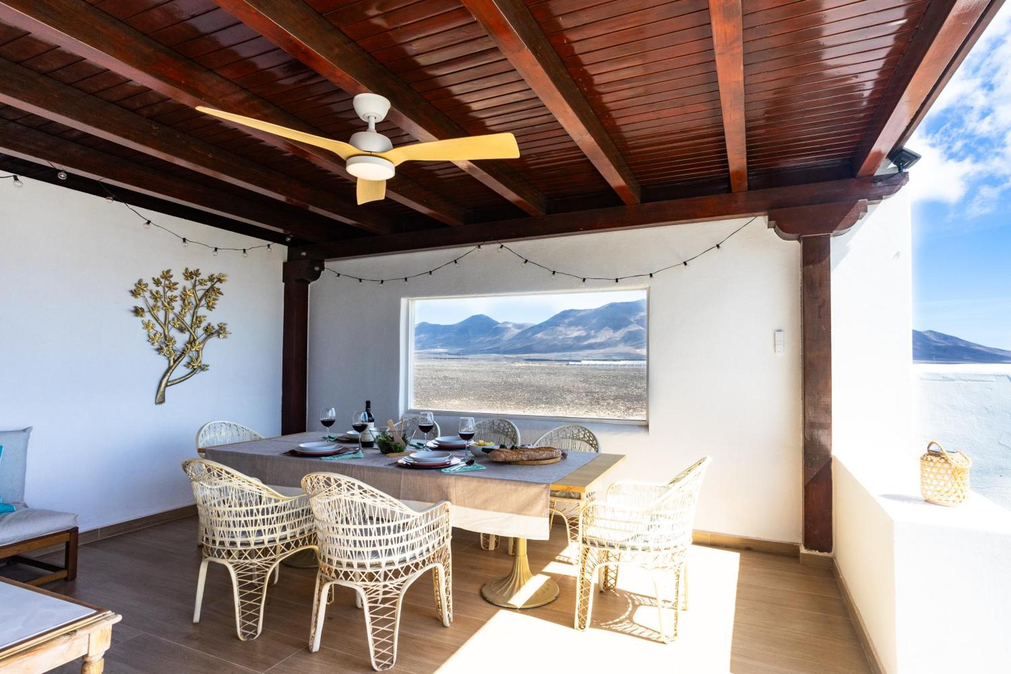 Montanablanca Private Heated Pool & Stunning Views Villa Playa Blanca (Lanzarote)