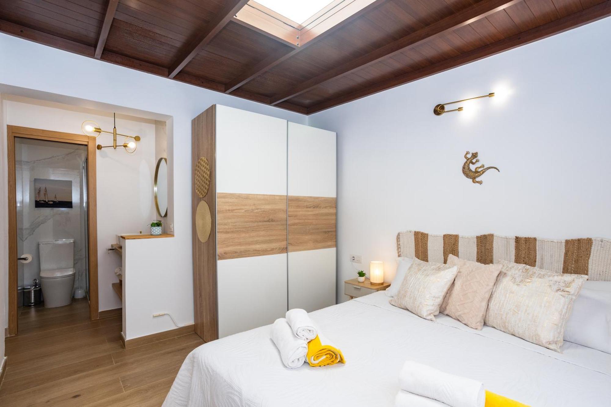 Villa Montanablanca Private Heated Pool & Stunning Views *